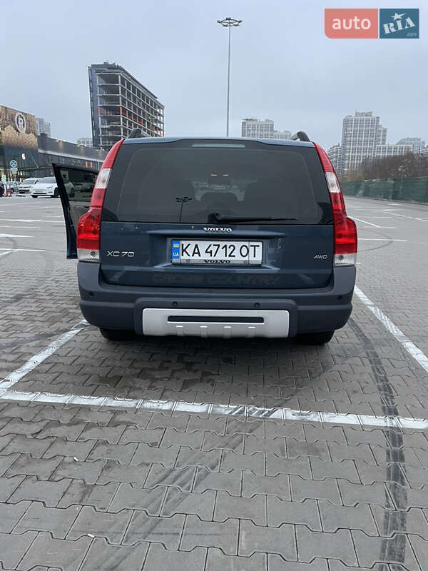 Универсал Volvo XC70 2006 в Киеве
