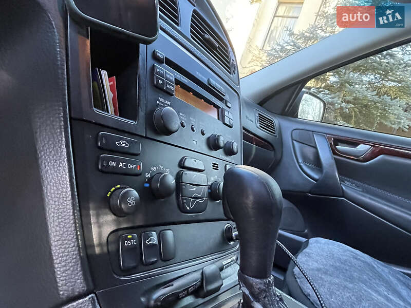 Универсал Volvo XC70 2003 в Львове