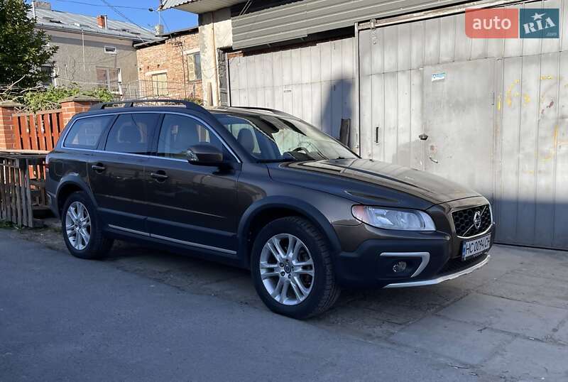 Универсал Volvo XC70 2016 в Львове