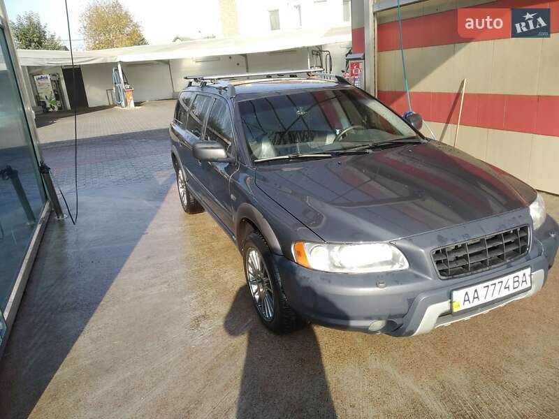 Универсал Volvo XC70 2006 в Киеве