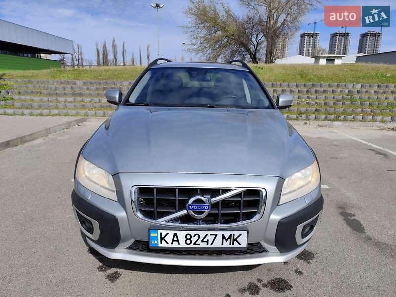 Универсал Volvo XC70 2013 в Киеве