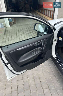 Универсал Volvo XC70 2004 в 