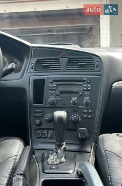 Универсал Volvo XC70 2004 в 