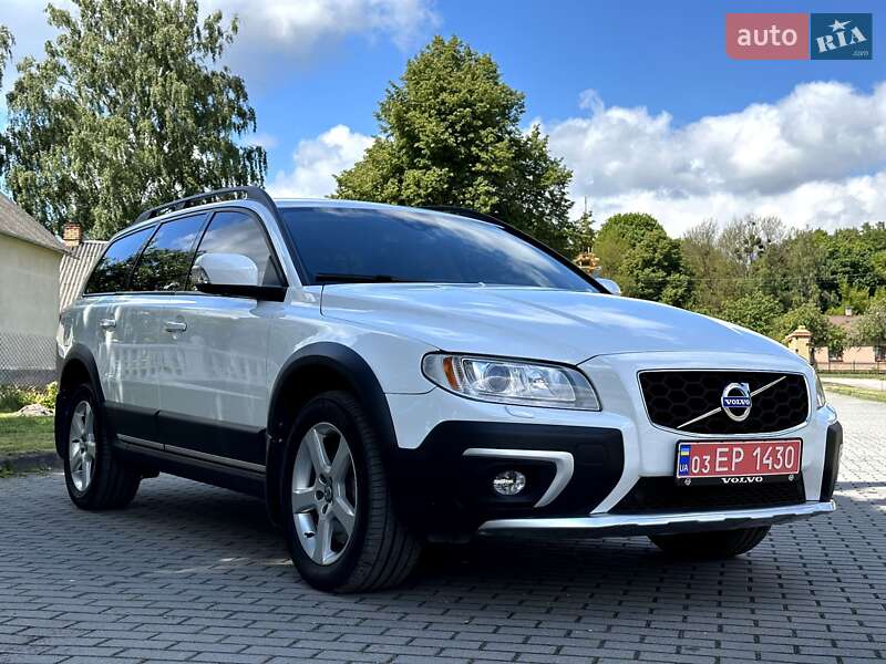 Volvo XC70 2016