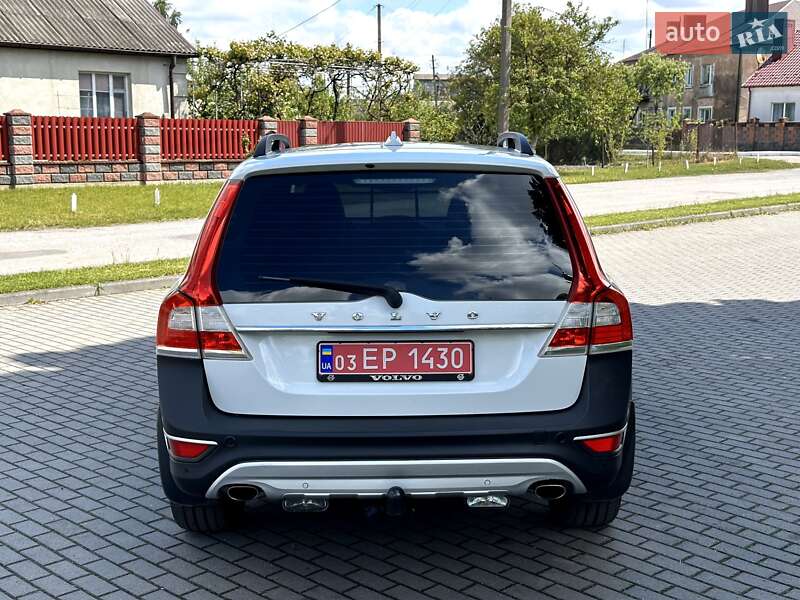 Универсал Volvo XC70 2016 в Радивилове