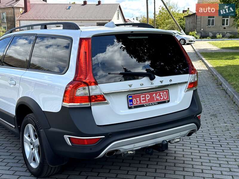 Универсал Volvo XC70 2016 в Радивилове