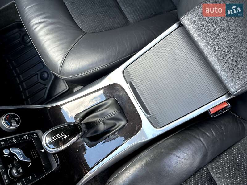 Универсал Volvo XC70 2016 в Радивилове