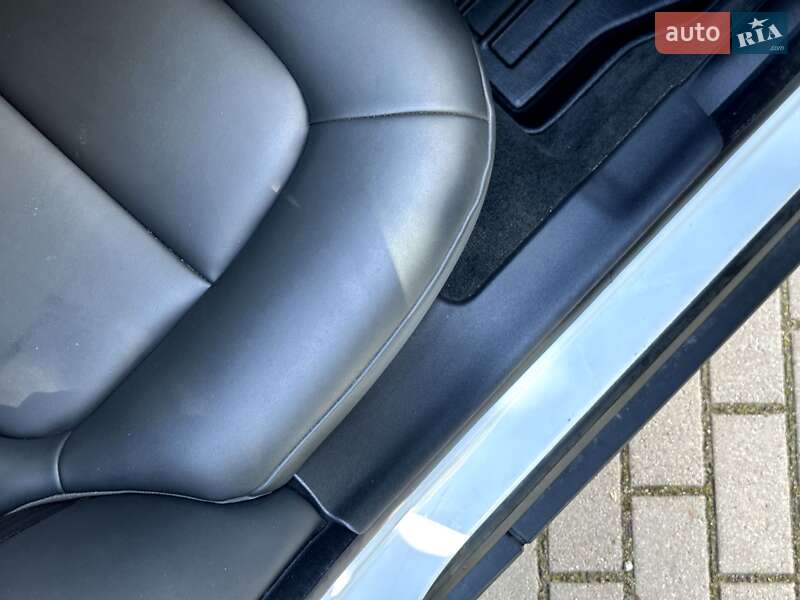 Универсал Volvo XC70 2016 в Радивилове