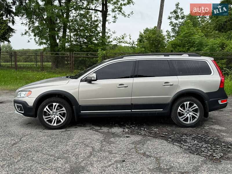 Універсал Volvo XC70 2012 в Ставищі