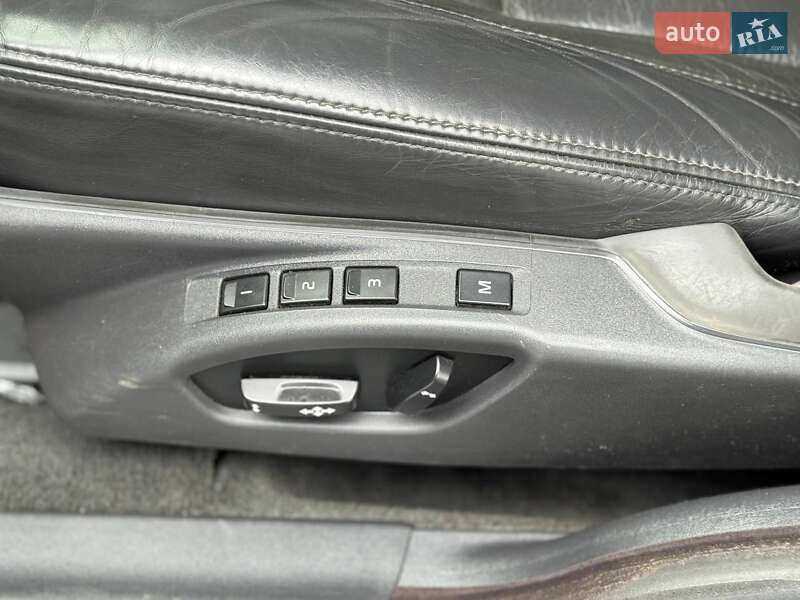 Універсал Volvo XC70 2012 в Ставищі