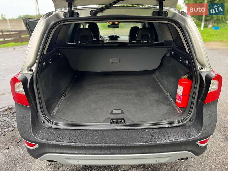 Універсал Volvo XC70 2012 в Ставищі