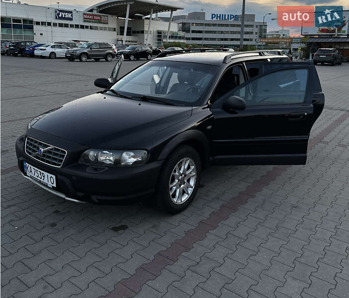 Универсал Volvo XC70 2004 в 