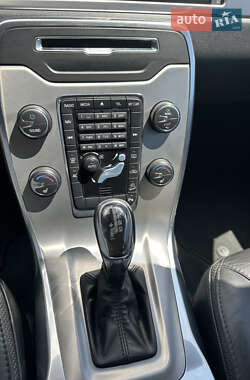 Универсал Volvo XC70 2013 в 