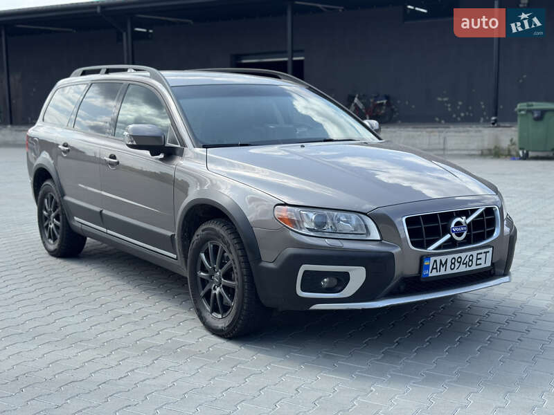 Volvo XC70 2010