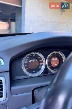 Универсал Volvo XC70 2013 в 