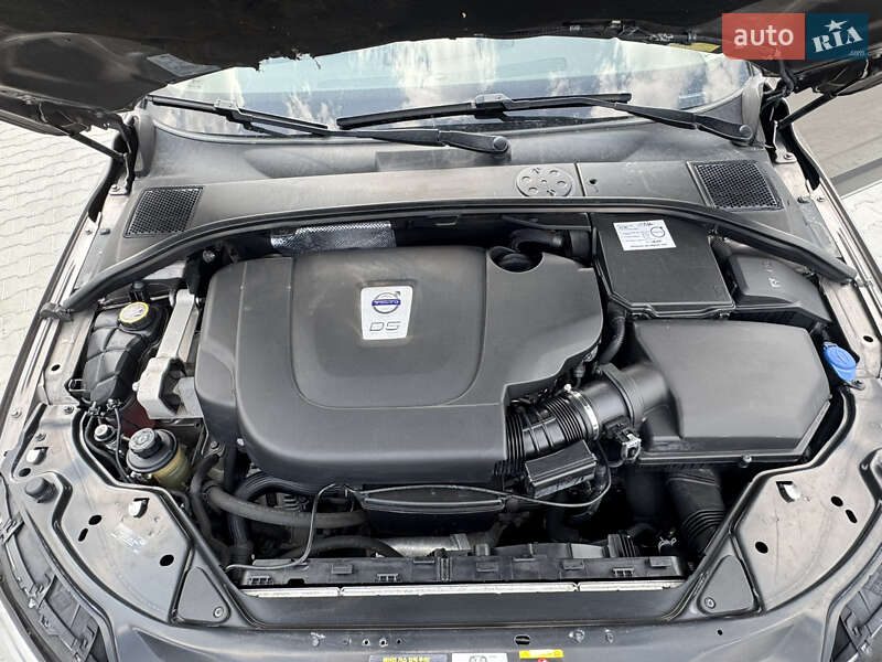 Универсал Volvo XC70 2010 в Житомире