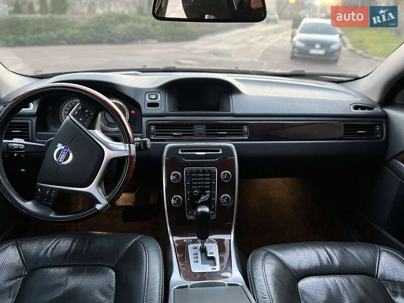 Универсал Volvo XC70 2012 в Черкассах