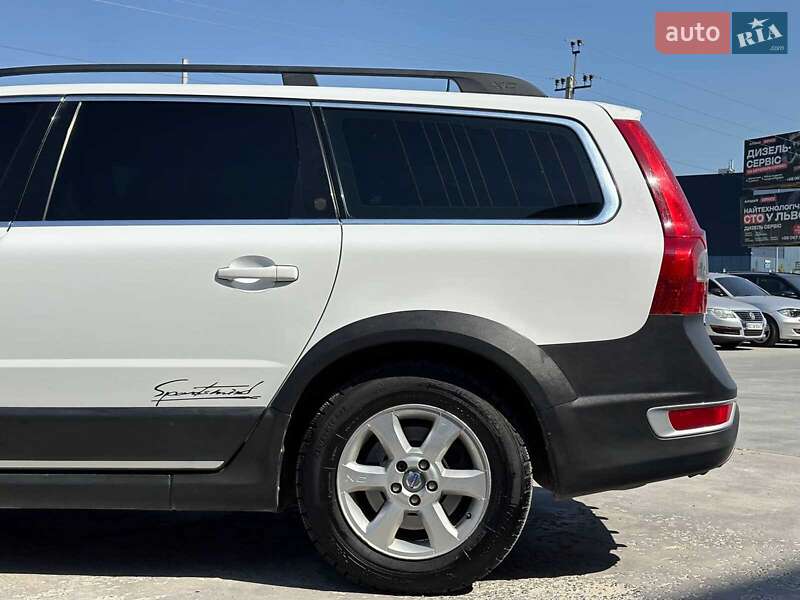 Универсал Volvo XC70 2010 в Львове