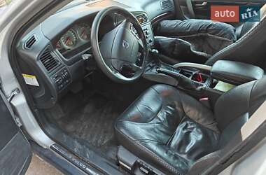 Универсал Volvo XC70 2004 в 