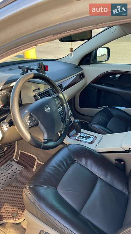 Універсал Volvo XC70 2008 в Києві