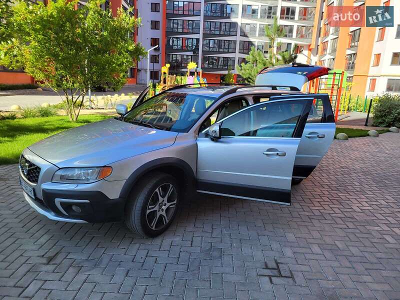 Универсал Volvo XC70 2014 в Хмельницком