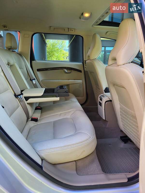 Универсал Volvo XC70 2014 в Хмельницком
