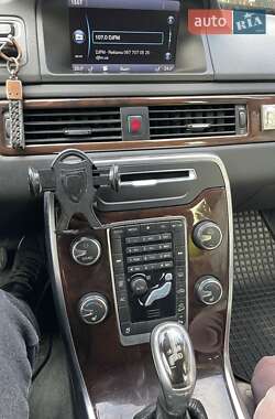 Универсал Volvo XC70 2013 в 