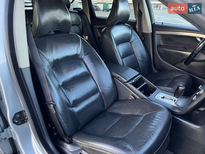 Универсал Volvo XC70 2007 в Черновцах фото 40 Универсал Volvo XC70 2007 в Черновцах