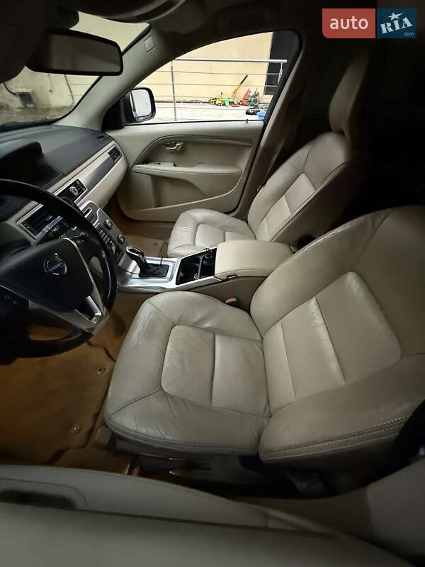 Универсал Volvo XC70 2014 в Луцке