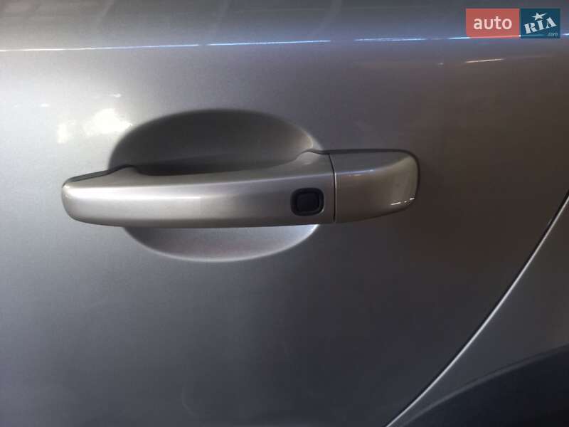 Універсал Volvo XC70 2015 в Дніпрі