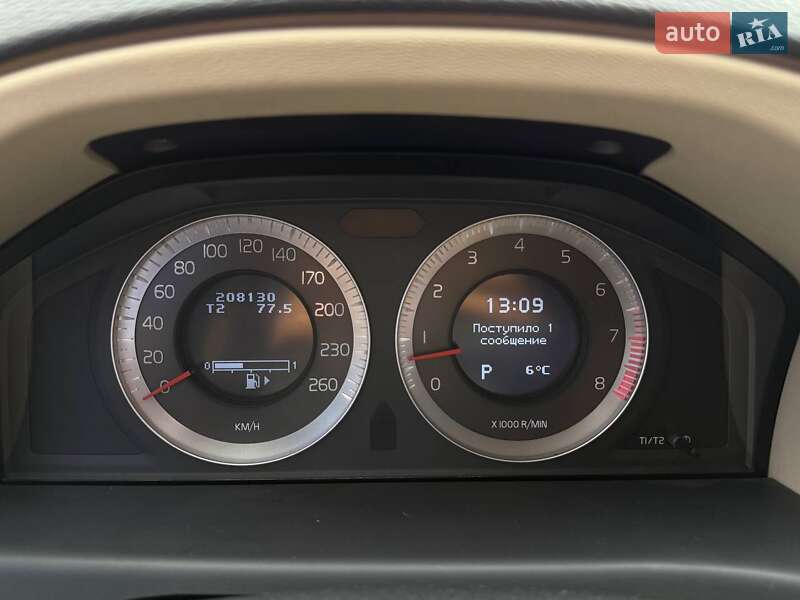 Універсал Volvo XC70 2008 в Києві