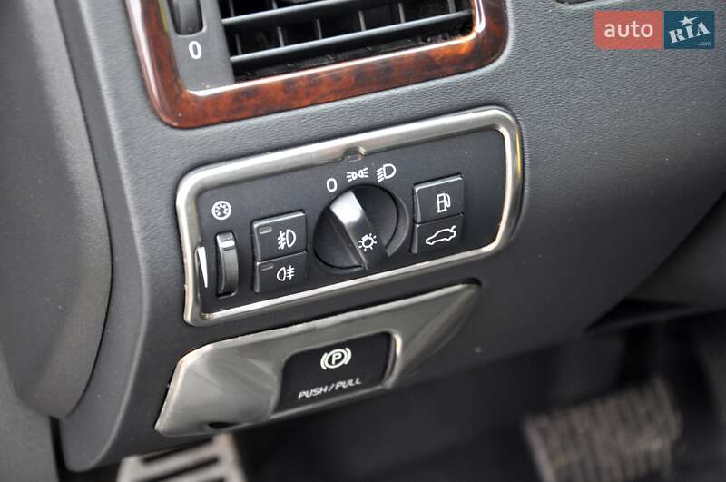 Універсал Volvo XC70 2010 в Львові