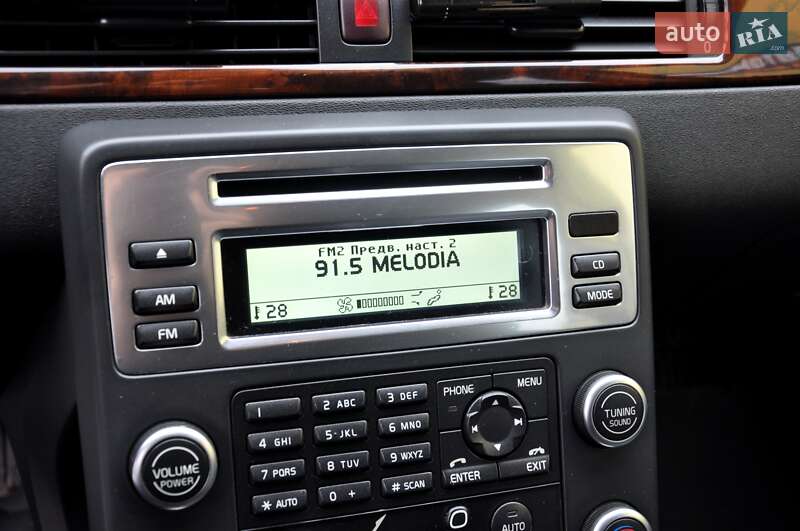 Універсал Volvo XC70 2010 в Львові