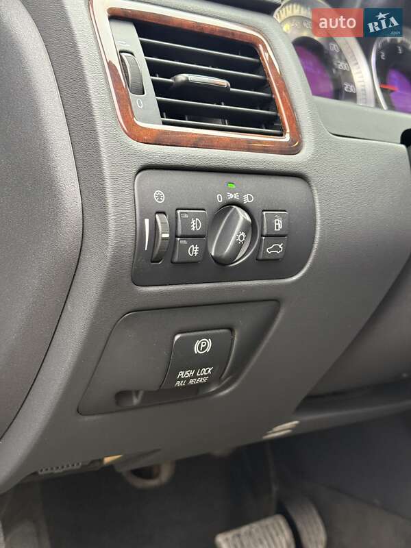 Універсал Volvo XC70 2012 в Сумах фото 28 Універсал Volvo XC70 2012 в Сумах