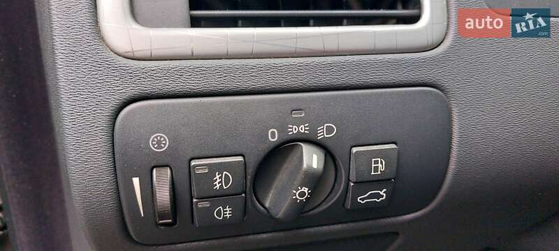 Універсал Volvo XC70 2008 в Києві