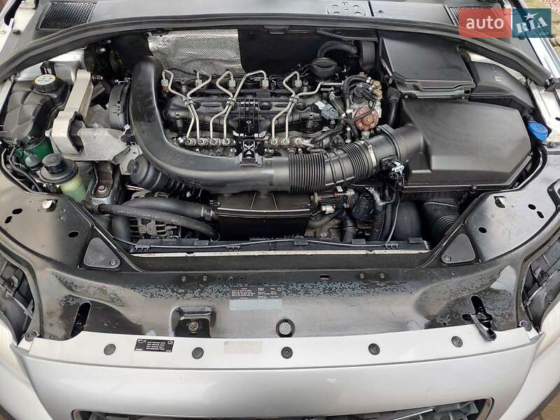 Универсал Volvo XC70 2013 в Луцке фото 53 Универсал Volvo XC70 2013 в Луцке