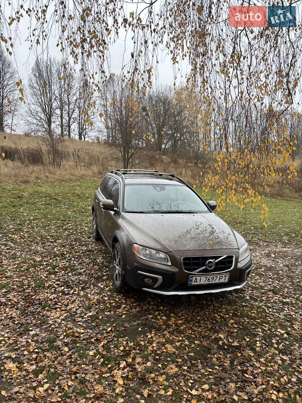 Универсал Volvo XC70 2013 в Обухове