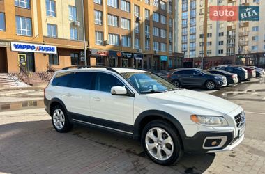 Универсал Volvo XC70 2011 в Киеве
