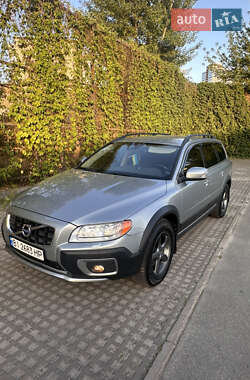 Универсал Volvo XC70 2013 в Киеве
