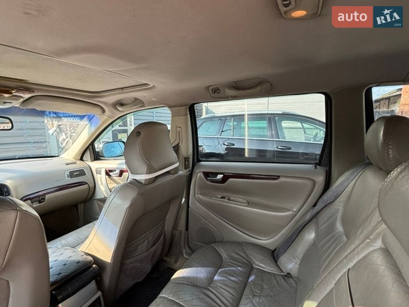 Универсал Volvo XC70 2004 в Житомире