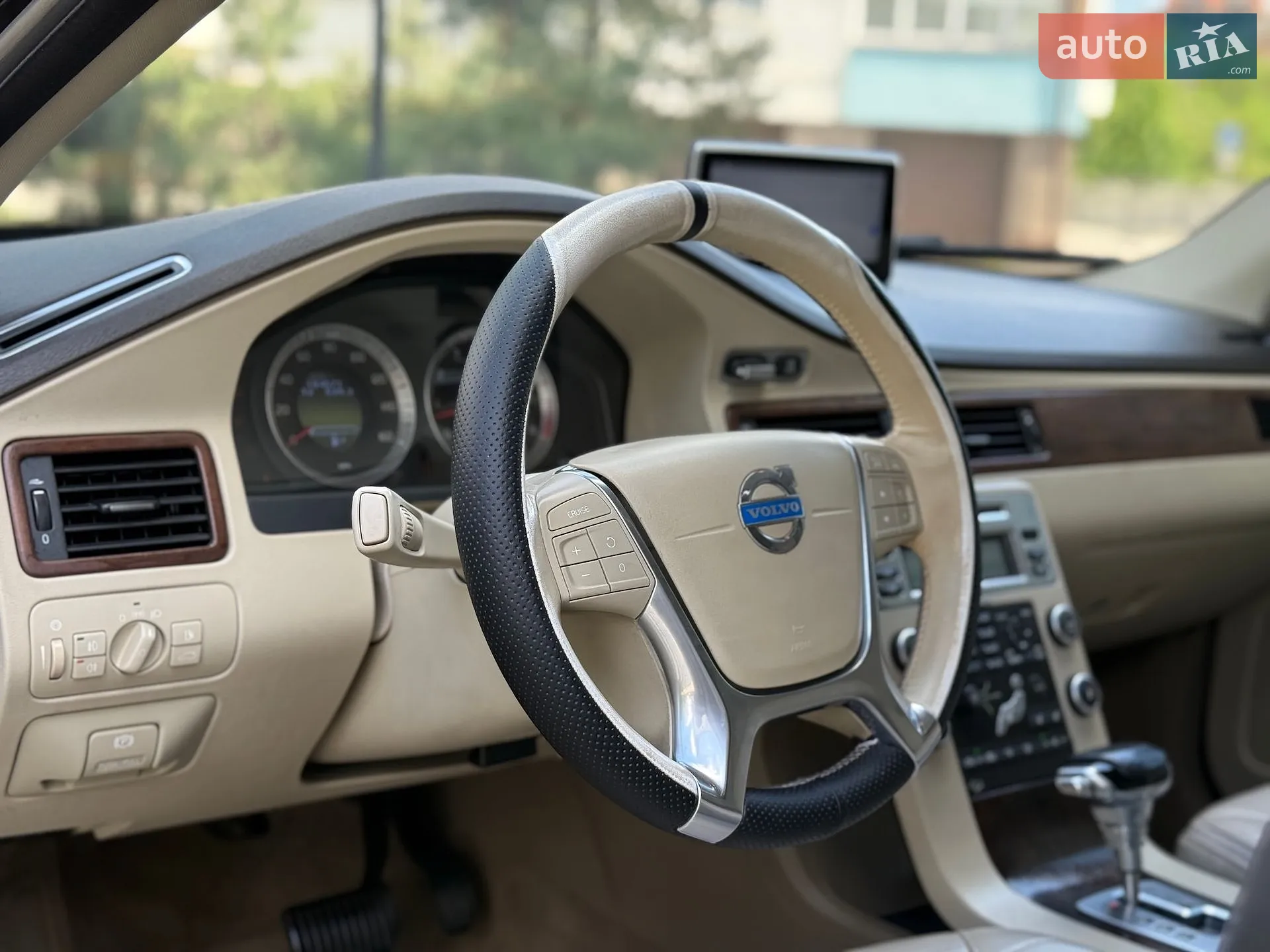 2010 Volvo XC70 - мініатюра 16