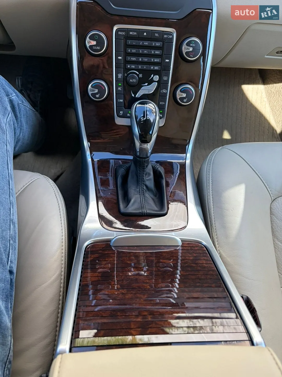 2014 Volvo XC70 - мініатюра 15