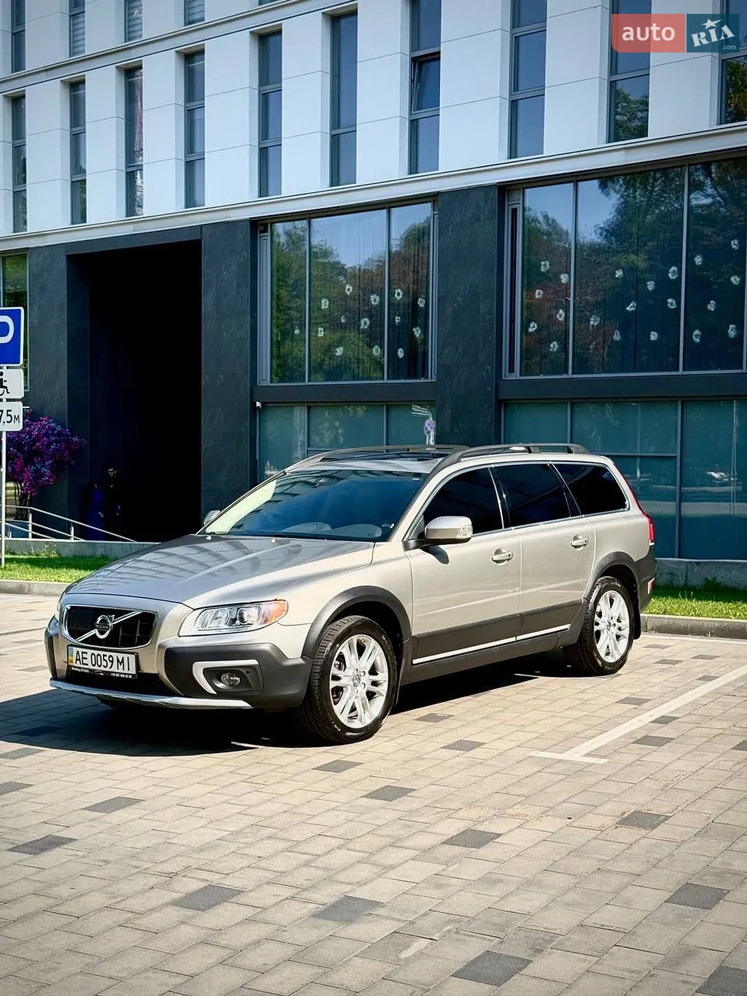 2015 Volvo XC70 - мініатюра 2