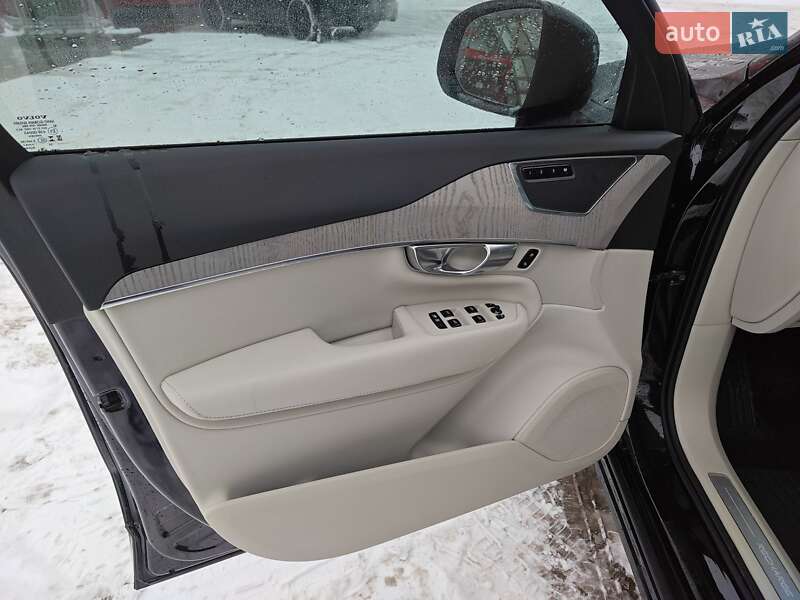 Внедорожник / Кроссовер Volvo XC90 Recharge 2024 в Львове фото 2 Внедорожник / Кроссовер Volvo XC90 Recharge 2024 в Львове