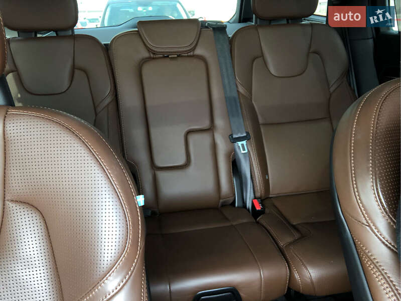 Внедорожник / Кроссовер Volvo XC90 2018 в Киеве