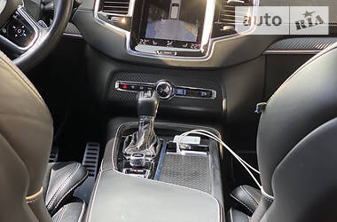 Позашляховик / Кросовер Volvo XC90 2016 в 