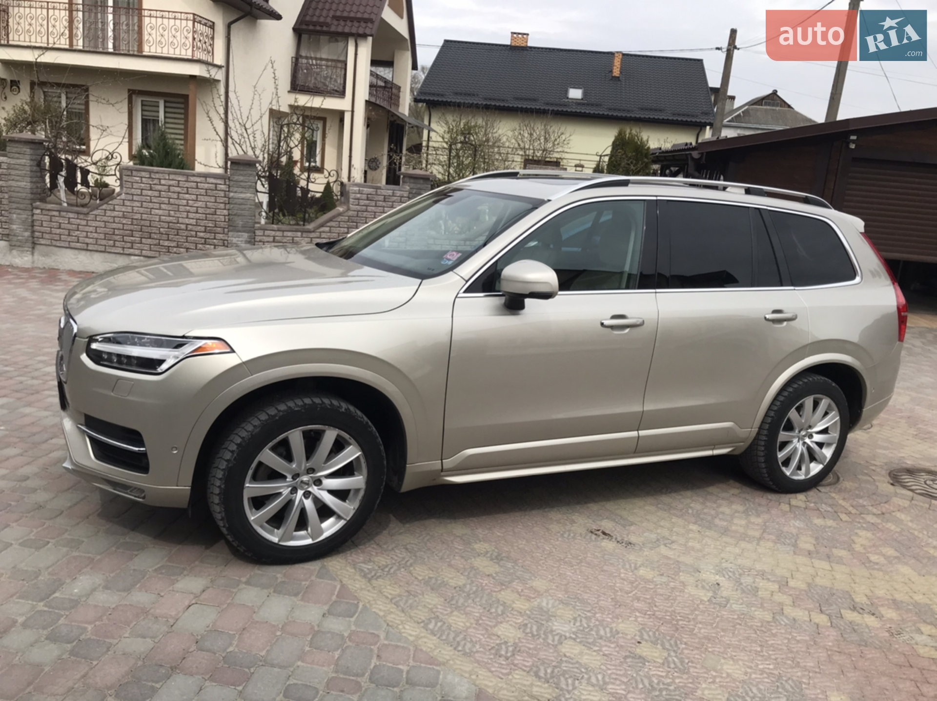 2017 Volvo XC90 - фото 1