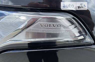 Внедорожник / Кроссовер Volvo XC90 2016 в Черновцах