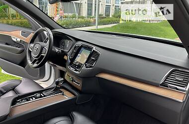 Позашляховик / Кросовер Volvo XC90 2017 в Києві