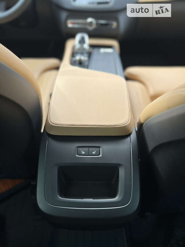 Внедорожник / Кроссовер Volvo XC90 2022 в Полтаве фото 21 Внедорожник / Кроссовер Volvo XC90 2022 в Полтаве